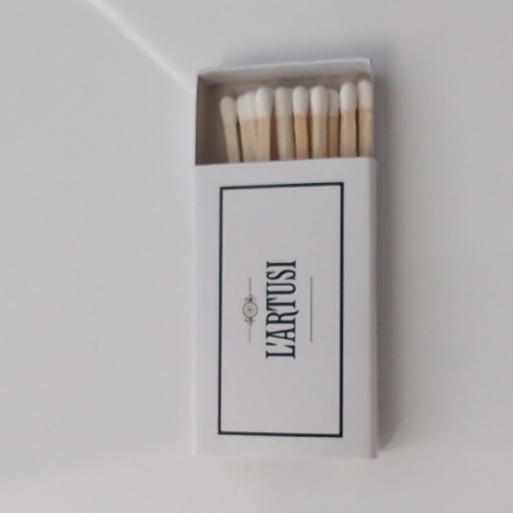 NYC Restaurant L'Artusi Matchbox Matchbook Matches New
